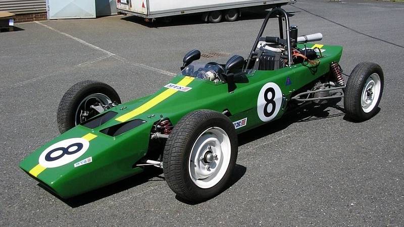 MTX 1-01. Formule Škoda (1970 – 1984). Monopost s uprostřed uloženým motorem Škoda o objemu 1,1 litru. Výkon 65 koní (48 kW), hmotnost 400 kg, maximální rychlosti 180 km/h.