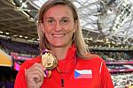 Barbora Špotáková s poslední medaili. Tou bylo zlato na MS 2017 v Londýně.