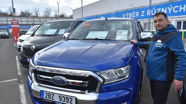 Společnost AAA Auto otevřela nové autocentrum v ústeckých Všebořicích u obchodního centra Tamda.