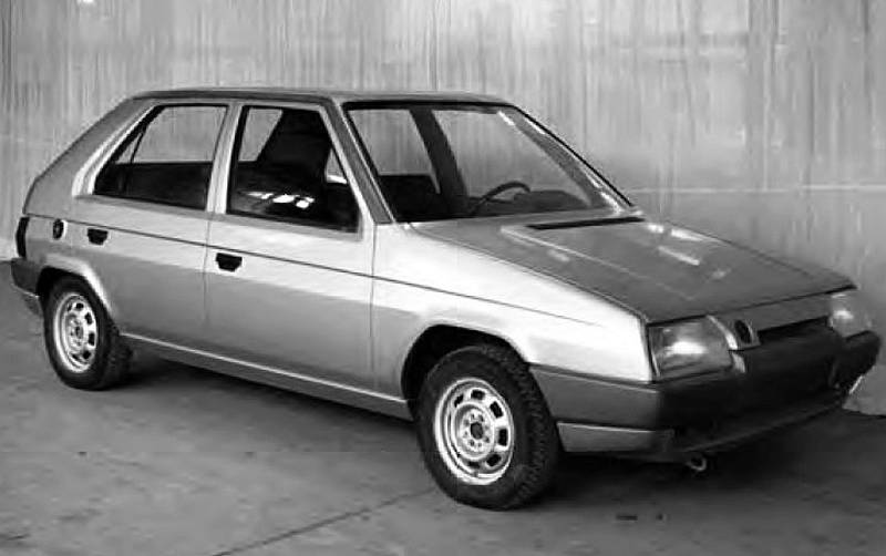 Plechovou maketou, takzvaným vozem „Zero“ z léta 1984 práce stylistického studia Bertone pro mladoboleslavskou automobilku neskončila.