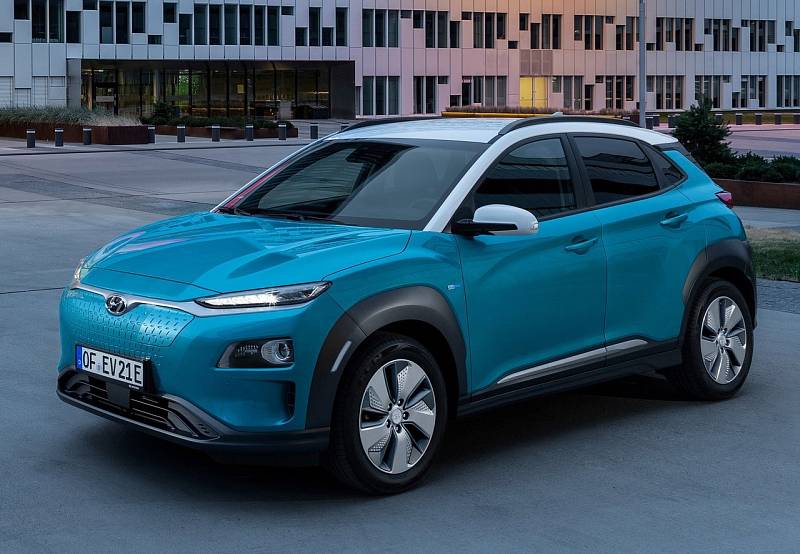 Hyundai Kona patří vzhledem i rozměry mezi malá SUV