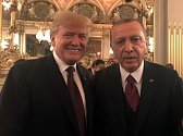 Donald Trump a Recep Tayyip Erdogan v Paříži