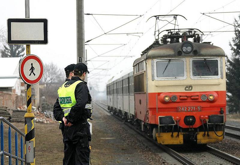 Už pět lidí zemřelo od začátku roku v kolejištích Jihomoravského kraje. Vysoké číslo zalarmovalo republikové policisty, kteří od pondělí kontrolovali dodržování drážního zákona.