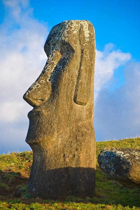 Velikonoční ostrov (Rapa Nui) a sochy Moai