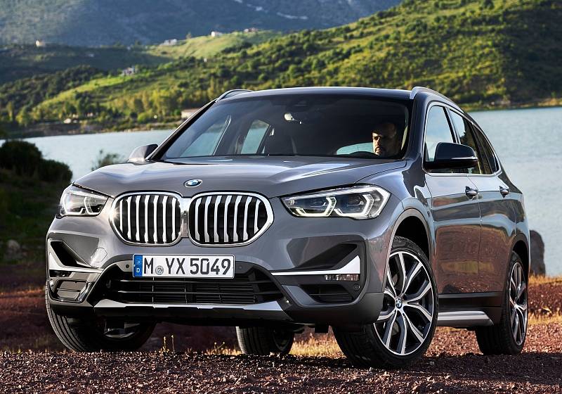 Z celkové ceny BMW X1 826 436 Kč tvoří kamera více než 23 tisíc