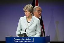 Theresa Mayová, Jean-Claude Juncker