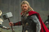 Chris Hemsworth se vrátil na plátna kin v novém pokračování ságy o Thorovi.