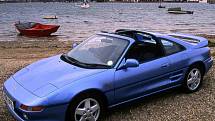 Toyota MR2.