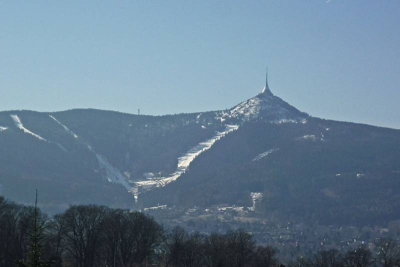 Okolí Ještědu.