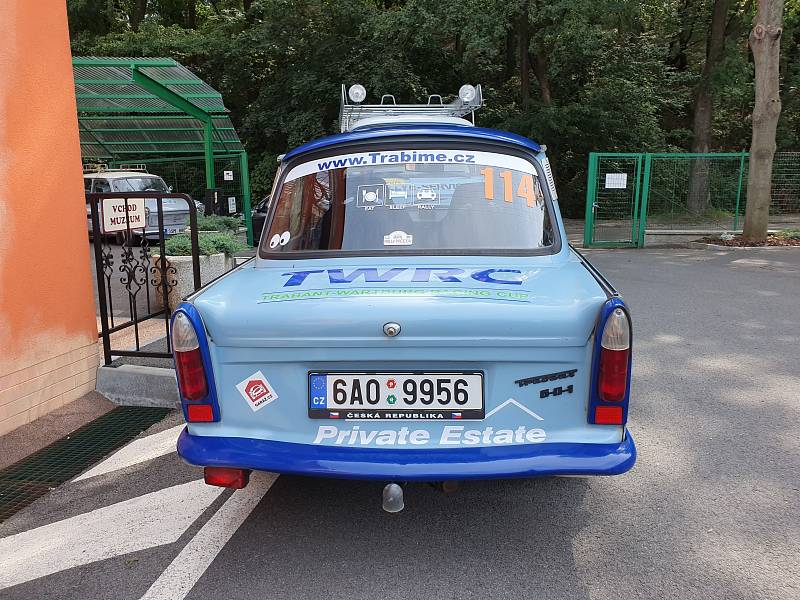 Čtyřtaktní Barkas v barvách týmu Krtek Racing