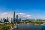 Čtvrtou nejvyšší postavenou budovou za rok 2018 je China Resources Tower. Mrakodrap nacházející se v čínském městě Šen-čen měří 393 metrů a na jeho výstavbě má zásluhu firma KPF