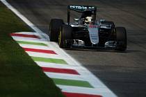 Lewis Hamilton v kvalifikaci na Velkou cenu Itálie.