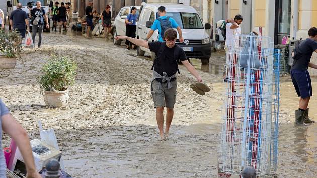 Bleskové záplavy v italské oblasti Marche