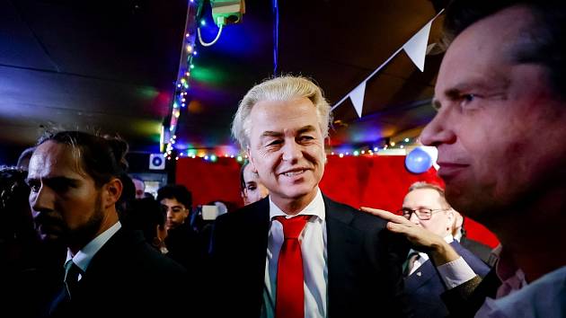 V nizozemských volbách zvítězila krajně pravicová Strana pro svobodu Geerta Wilderse