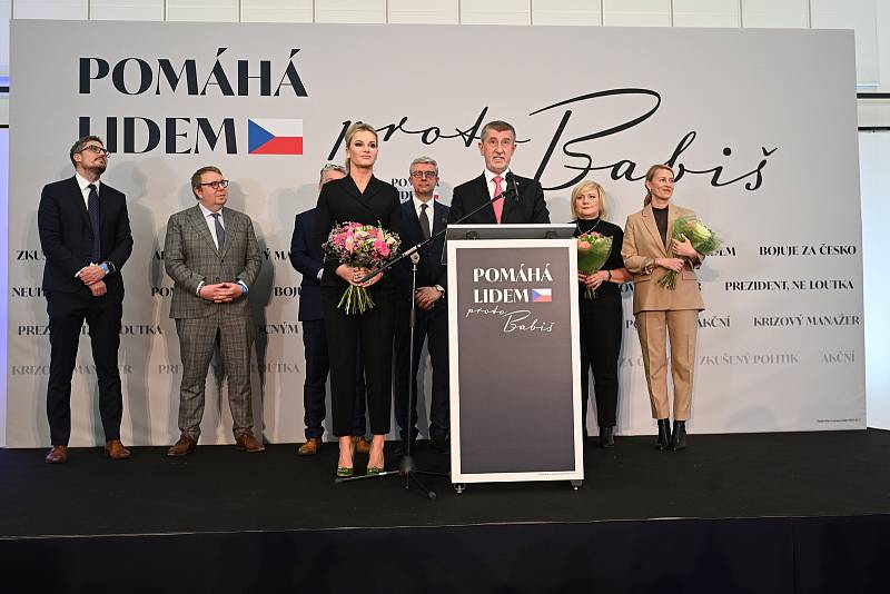 Volební štáb Andreje Babiše během druhého kola prezidentských voleb