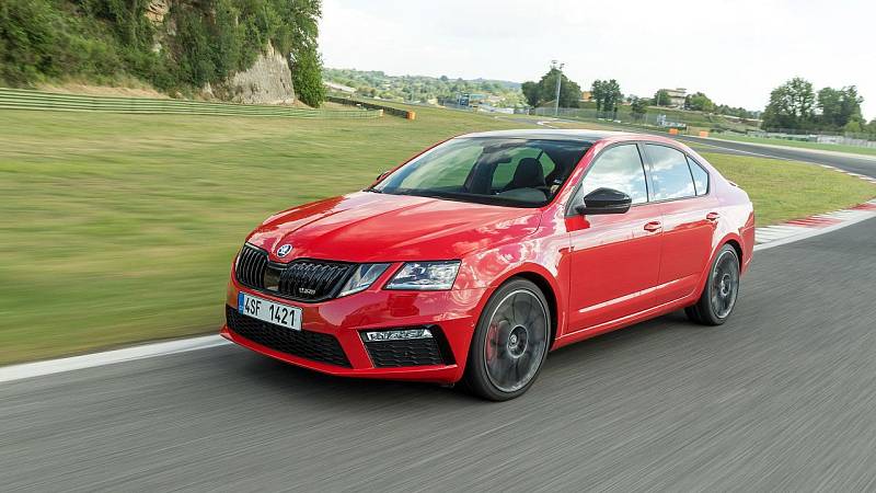 Škoda Octavia RS 245.