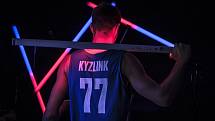 Čeští dlouháni se před domácím EuroBasketem ocitli v trochu jiném světle.