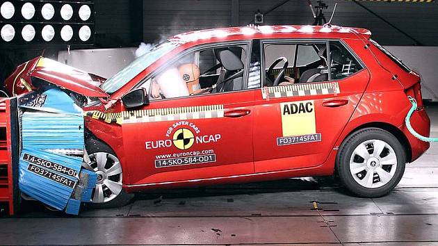 Škoda Fabia je podle testů Euro NCAP nejbezpečnější malé auto roku 2014.