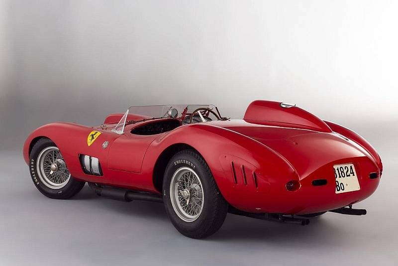 Ferrari 335 S Spider Scaglietti z roku 1957.