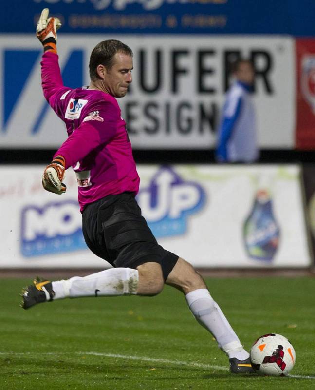 Utkání 11. kola první fotbalové ligy Baumit Jablonec – FK Mladá Boleslav 18. října v Jablonci nad Nisou. Na snímku brankář Jablonce Michal Špit, který v nastaveném čase přišel o stou vychytanou nulu v kariéře.