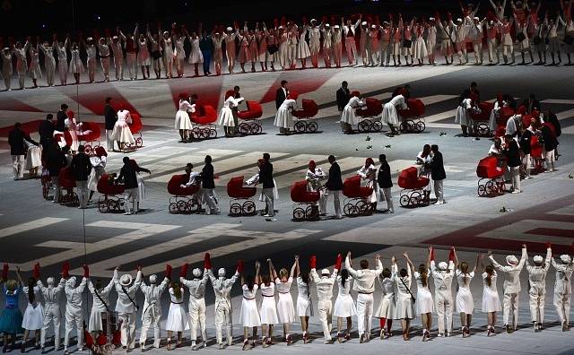 Slavnostní zahájení olympijských her v Soči na stadionu Fišt.