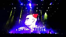 Virtuální kapela Gorillaz poprvé v Česku v pražské O2 areně v listopadu 2017.