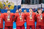 Ruští hokejisté se zlatými olympijskými medailemi z Pchjongčchangu.