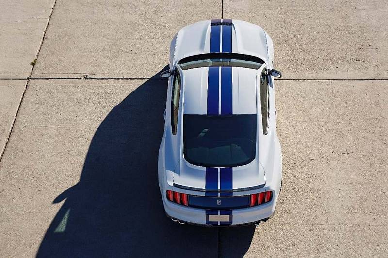 Shelby GT350 Mustang.