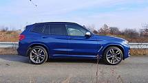 BMW X3 M40i.