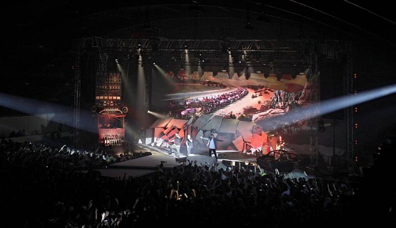 Rapper Marpo kompletně vyprodal pražskou Malou sportovní halu a předvedl show na světové úrovni.  