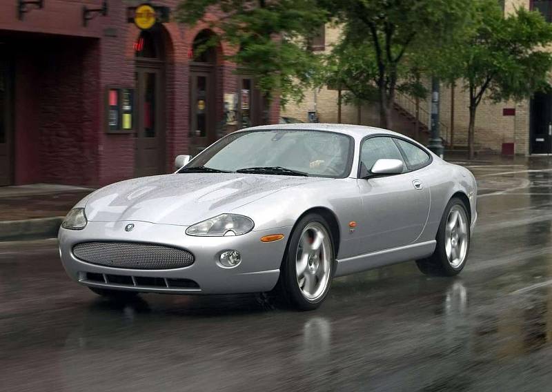 Jaguar XKR