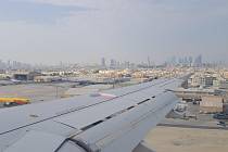 Výhled na Bahrajn z paluby letadla