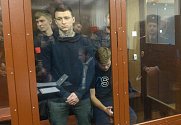 Pavel Mamajev a Alexander Kokorin před soudem