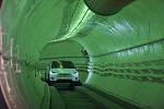 Musk představil svůj vysokorychlostní tunel