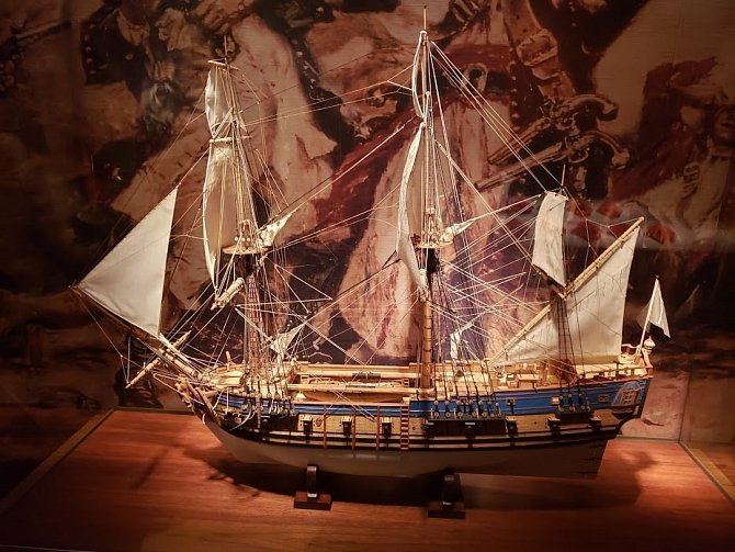 Model lodi Pomsta královny Anny