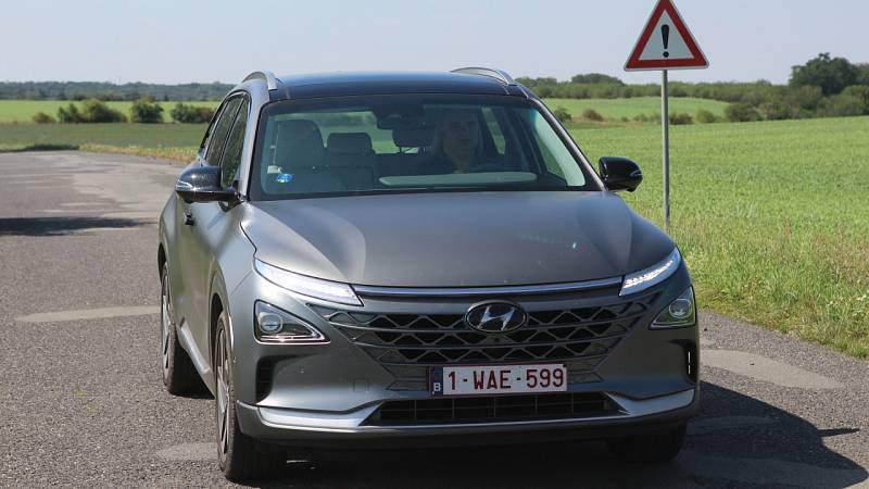 Vodíkový Hyundai Nexo při testu v Česku
