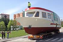 Brno má od čtvrtka 29. dubna 2010 novou výletní loď. Jmenuje se Lipsko a na hladinu Brněnské přehrady bude spuštěno po křtu, který se uskuteční 8. května. Plavidlo dorazilo do města na přívěsu nákladního auta.