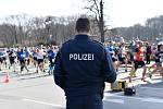 Policie na berlínském maratonu