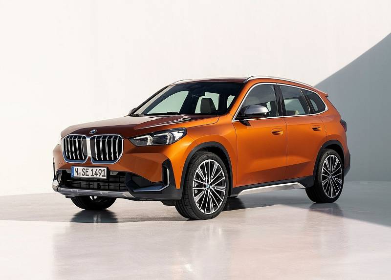 Klasické "spalovací BMW X1