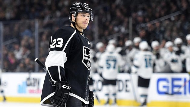 Dustin Brown dotáhl jako kapitán LA ke dvěma Stanley Cupům. Nyní dává královskému městu sbohem.