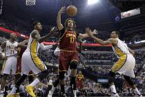 Indiana uhlídala Andersona Varejaoa