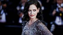 Eva Green zazářila nejen po boku James Bonda. Ikonické role ztvárnila i ve snímcích 300: Vzestup říše, Sin City, Království nebeské či Zlatý kompas.