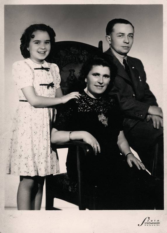Jiřina Bohdalová se svými rodiči