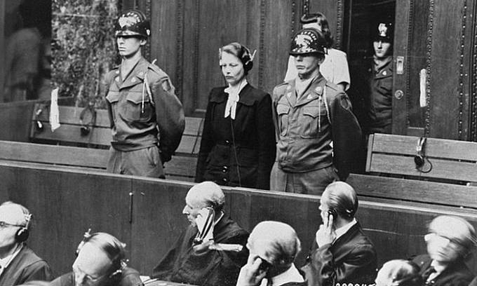 Herta Oberheuser u soudu