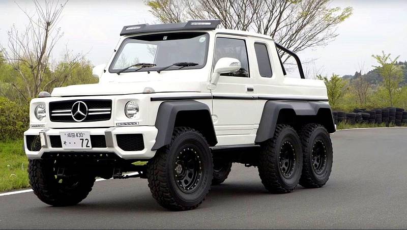 Replika vozu Mercedes-Benz G63 AMG 6x6. 