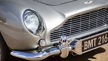 Aston Martin DB5 z filmu Goldfinger