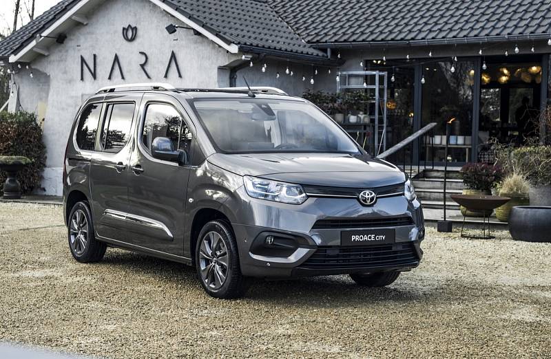 Toyota Proace City Verso - od 603 000 Kč, Long za příplatek 25 000 Kč