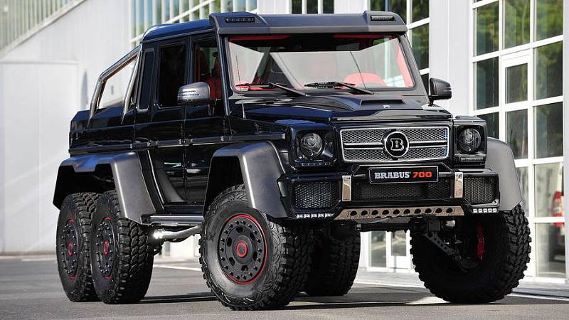 Brabus B63S 700 6x6.