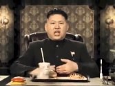 Dvojník Kim Čong-una vyvolává pozornost a vydělává v reklamách.