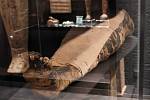 Ostatky mumifikované těhotné ženy jsou staré dva tisíce let. Aktuálně se nacházejí ve varšavském Národním muzeu.